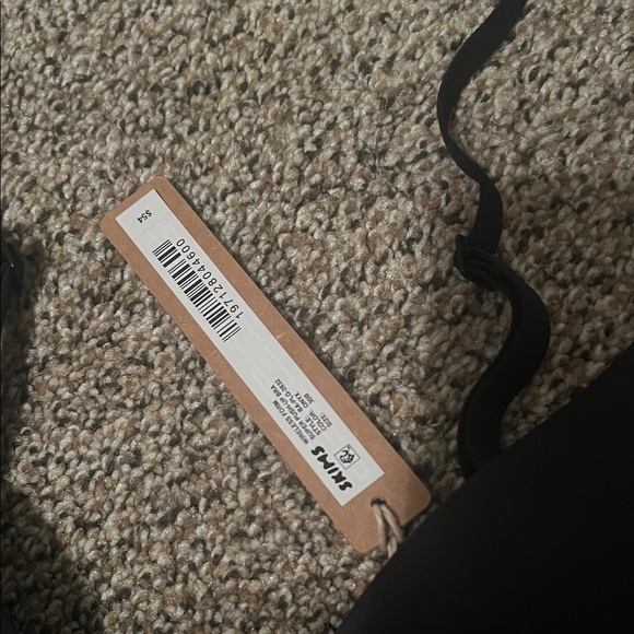 SKIMS Wireless Form Super Push Up Bra - Onyx - Picture 2 of 4